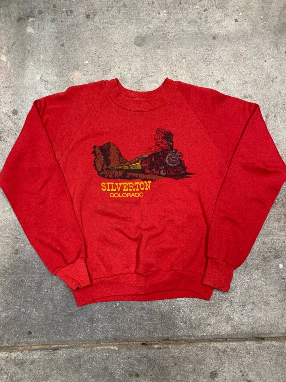 Vintage 90's Silverton, Colorado Tourist Trap Graphic Crewneck Sweater